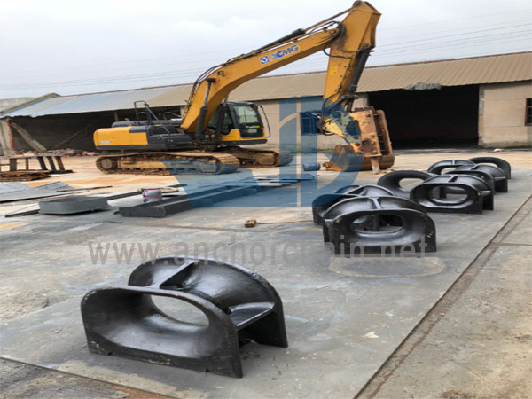 Göyərtəyə quraşdırılmış takoz NS2590